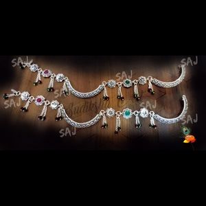 Fancy anklet